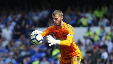 De Gea ra điều kiện tiếp tục gắn bó với MU