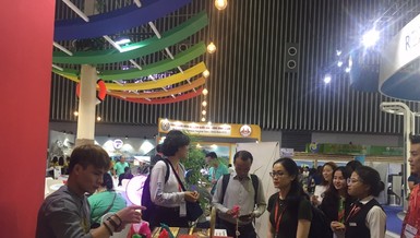 Công ty TQ lén mang ấn phẩm có in 'đường lưỡi bò' vào VN