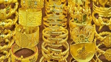 Vắc xin liệu có phải là 'khắc tinh' của giá vàng?