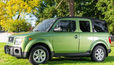 Vì sao chiếc Honda đời 2006 bán được giá gần 700 triệu?