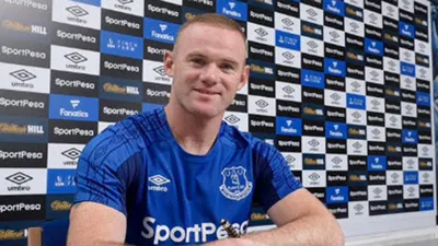 Mourinho nói gì khi Rooney rời MU trở về mái nhà xưa