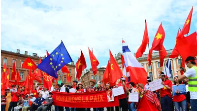 Biểu tình ôn hòa của người Việt tại thành phố Toulouse miền Nam nước Pháp