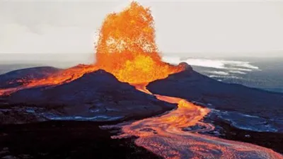 Núi lửa Hawaii phun trào, hàng ngàn người sơ tán khẩn cấp