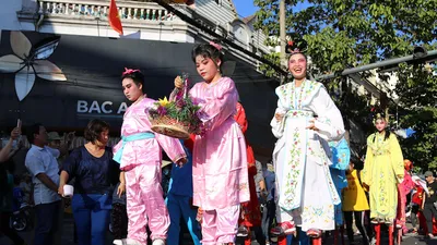 Rộn ràng lễ đón nhận di sản Tết Nguyên tiêu người Hoa quận 5