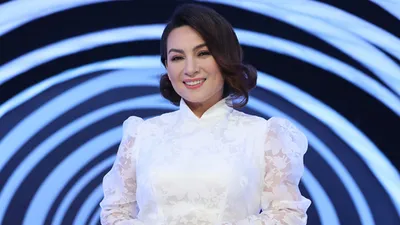 Ca sĩ Phi Nhung qua đời sau một tháng chống chọi với COVID-19