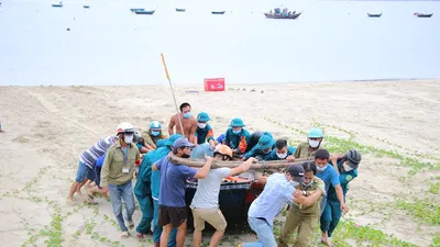 Đà Nẵng hối hả chống bão số 5 giữa dịch COVID-19