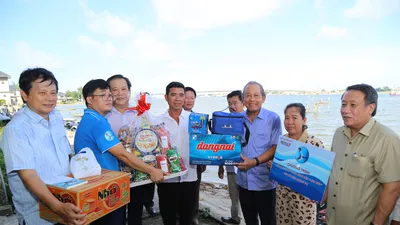 Ngư dân Quảng Trị vẫn can trường vươn khơi, bám biển