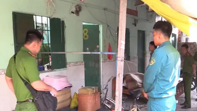 Bình Dương: Nổ hầm cầu, 4 người trong gia đình bất động