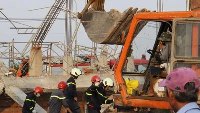 Khởi tố vụ sập tường 10 người chết ở Đồng Nai