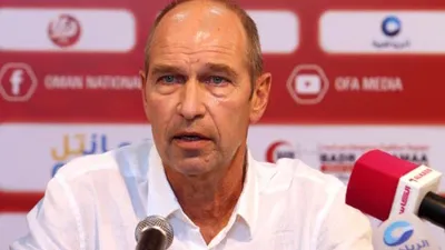 Cựu thuyền trưởng Úc 'hù ma' tuyển Úc