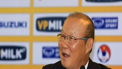 Park Hang-seo: Tôi tặng chiến thắng này cho người VN