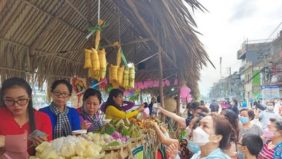 Ăn ngon, chơi vui trong 'Tuần lễ trái cây trên bến, dưới thuyền'