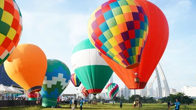 Tưng bừng ngày hội Khinh khí cầu TP.HCM lần 2