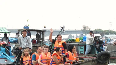 Khách quốc tế đến Cần Thơ phải có bảo hiểm y tế hoặc du lịch