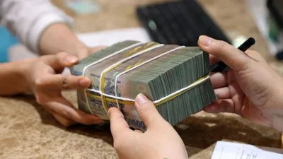 Phó thống đốc: Ngân hàng và doanh nghiệp chung tay gỡ khó cho bất động sản