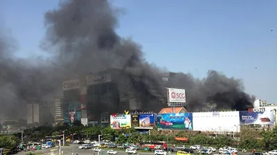 Cháy ở gần sân bay Tân Sơn Nhất