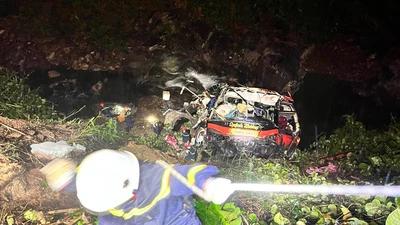 Xe khách lao xuống vực, nhiều người thương vong