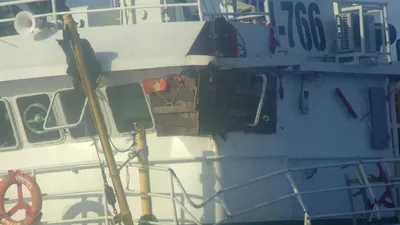 Kết nạp đảng cho cán bộ thông tin ngay trên tàu khi đang bám trụ ở khu vực giàn khoan trái phép