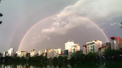 Chùm ảnh Hà Nội tơi tả đón cầu vồng sau cơn giông bất ngờ 