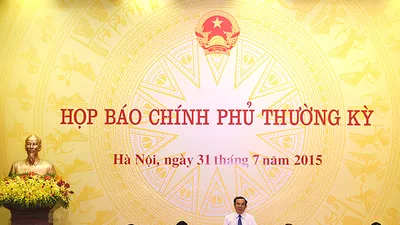 Người phát ngôn Chính phủ trả lời nhiều vấn đề dư luận quan tâm