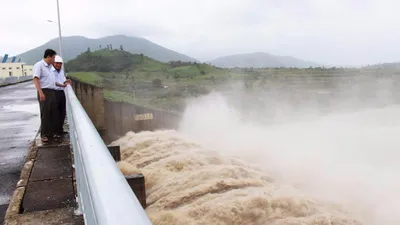 Phú Yên: Thủy điện đồng loạt xả lũ