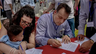 36 gia đình EU nhận con nuôi Việt Nam