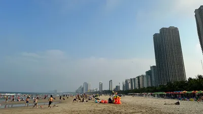 Dừng cấp phép dự án mới sát biển