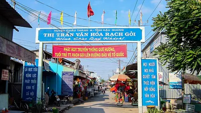 Bé trai 12 tuổi trộm 18 triệu để… làm từ thiện