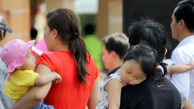 Mức sinh thấp dẫn đến sự suy giảm về nguồn nhân lực, đặc biệt là lao động trẻ.