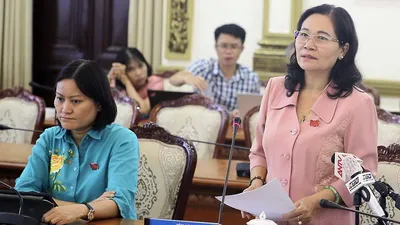 Chủ tịch HĐND TP.HCM Nguyễn Thị Lệ phát biểu tại buổi giám sát.