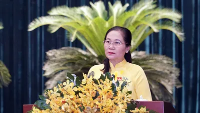 Chủ tịch HĐND TP.HCM Nguyễn Thị Lệ phát biểu tại phiên bế mạc kỳ họp.