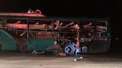 Xe khách nổ kinh hoàng, 2 người chết, 12 người cấp cứu