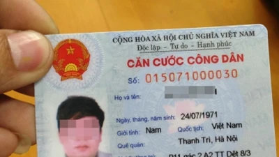 Không có quy định in số CMND lên căn cước