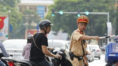 CSGT cấp huyện có được tự ý ra quốc lộ xử phạt?