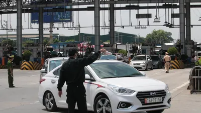 Bộ trưởng Nguyễn Văn Thể ra 'tối hậu thư' về triển khai thu phí không dừng