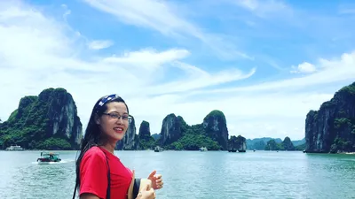 Tác giả trong một chuyến du lịch. Ảnh: NVCC