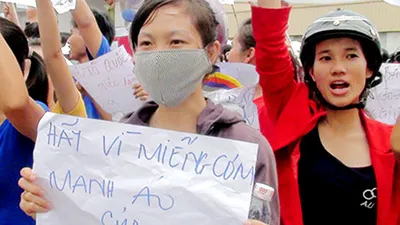 Từ vụ lợi dụng tuần hành để cướp phá, nghĩ về "món nợ" Luật Biểu tình