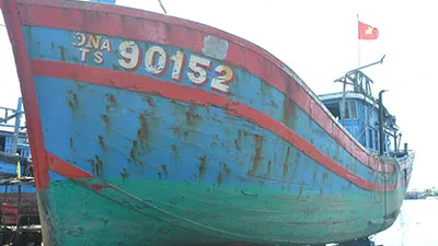 Người đóng tàu đi Hoàng Sa