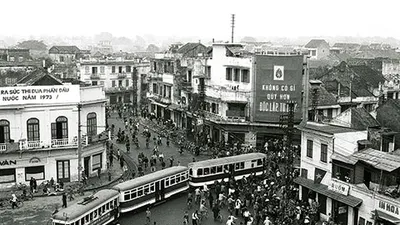 Nhắc Hà Nội, lại nhớ vang bóng một thời