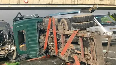 Hạ tốc trên cao tốc Trung Lương là hợp lý