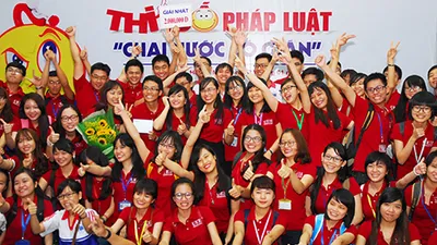 Thi đố pháp luật ‘chai nước có gián’: Thông điệp cho DN và người tiêu dùng