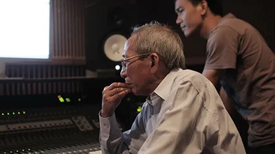 Nhạc sĩ Nguyễn Ánh 9 ‘một mình cô đơn trái chín’