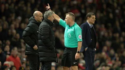 Tứ kết Cúp Liên đoàn Anh: MU khủng hoảng!