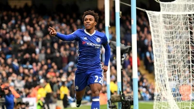 Chelsea thắng thế trong trận cầu bạo lực