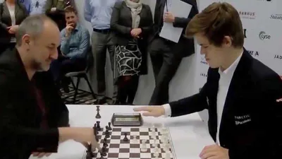 Ván cờ vua nhanh nhất thế giới