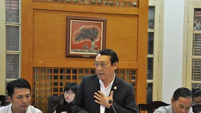 Truy trách nhiệm người đòi ‘xử’ ông Vinh 