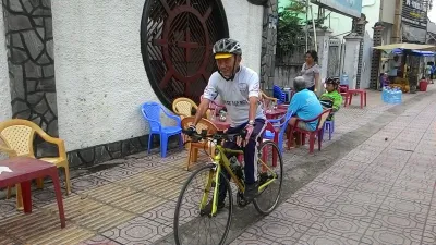 91 tuổi đạp xe khắp đất nước