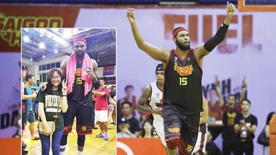 Darius Lewis: ‘Thần đèn’ 2,11 m thành ‘hot boy’