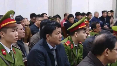 Hôm nay, ông Đinh La Thăng tiếp tục hầu tòa