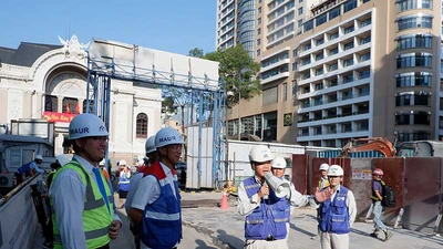 Công trường metro tất bật những ngày cuối năm